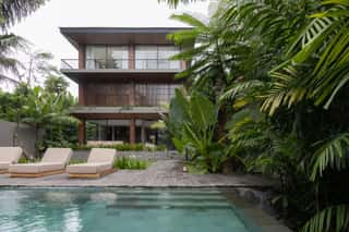 Freehold 5-Bedroom Tropical Residence Designed by Alexis Dornier — image 1 of 10