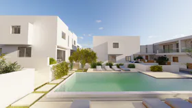Garden villas in Pegeia — image 1 of 8