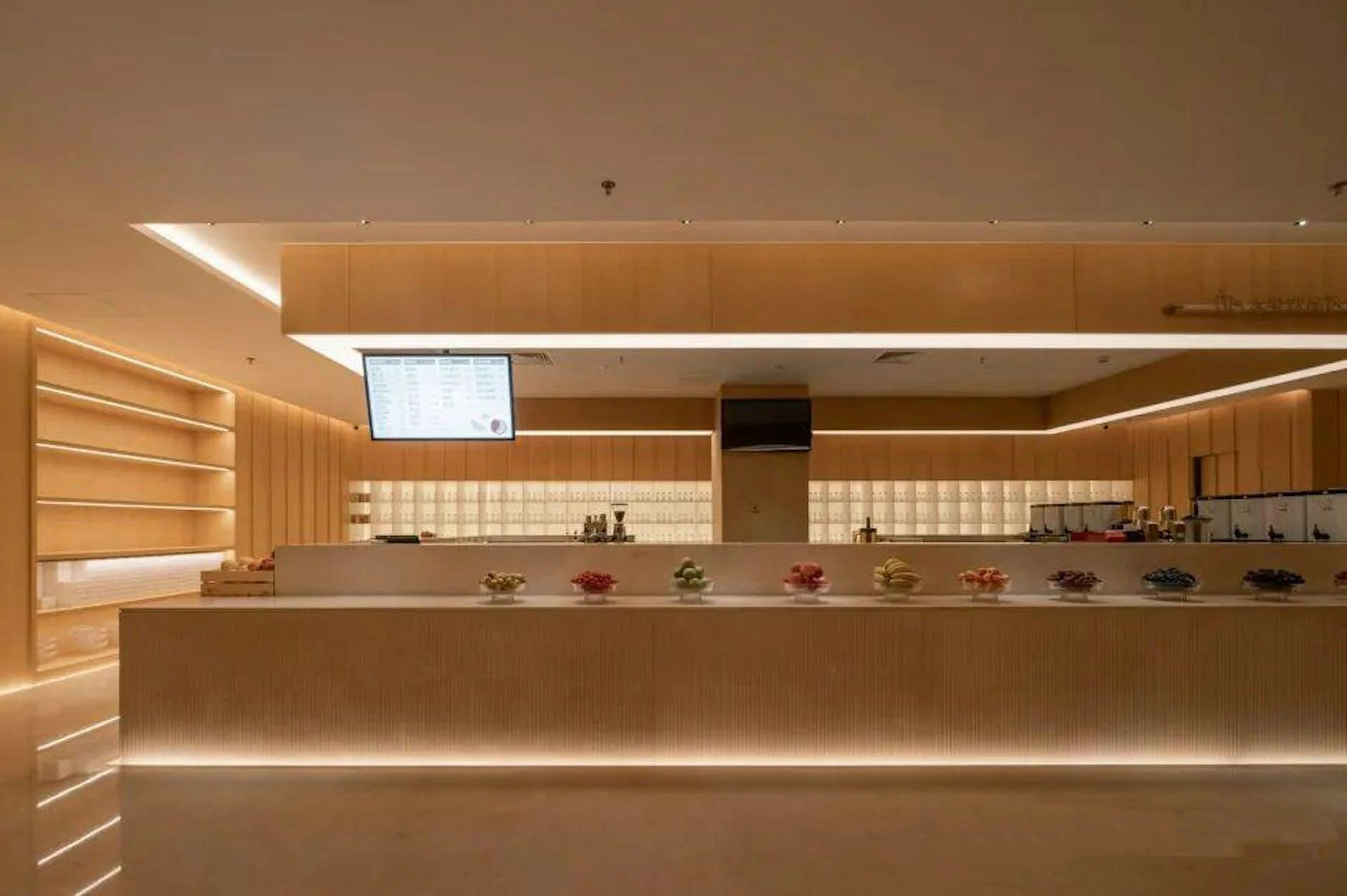 F&B counter supporting an experience-based model